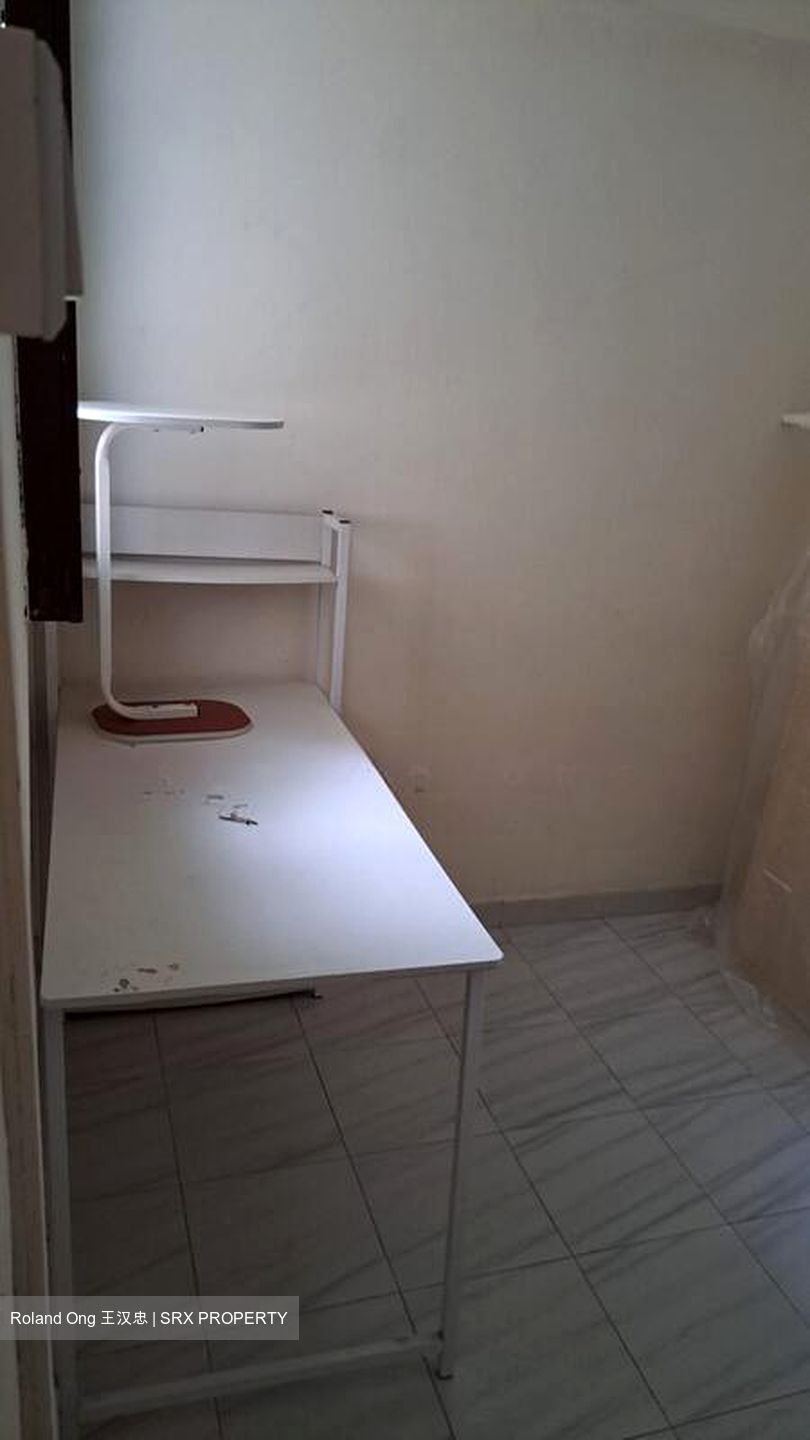 Blk 121 Bukit Batok Central (Bukit Batok), HDB Executive #522675601